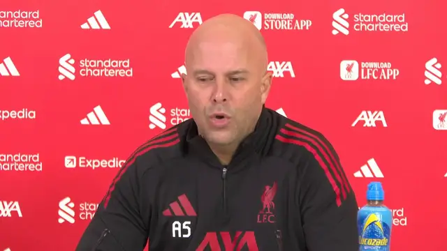 Video thumbnail for Slot - Salah 'not happy' not to start against West Ham