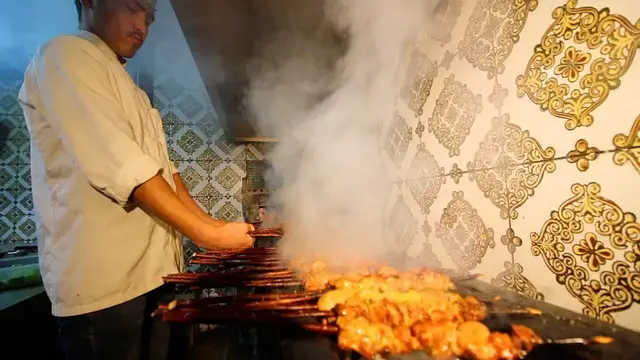 'Video thumbnail for UNKNOWN Street Food in China | BUTCHER at RURAL Morning Market + BEST Chinese Street Food BREAKFAST'
