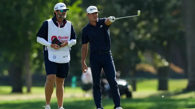 Video thumbnail for Mastering Your Golf Putt: Stephen Sweeney's Tips for Success!