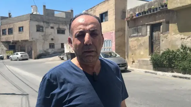 Video thumbnail for Israeli occupiers raid areas near Nablus, army arrests 14 Palestinians in raids across West Bank (2).