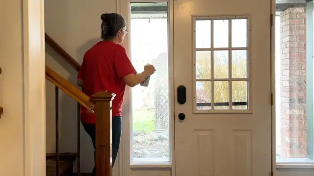 Video thumbnail for Everyone will be rethinking their front door when they see her GENIUS idea!