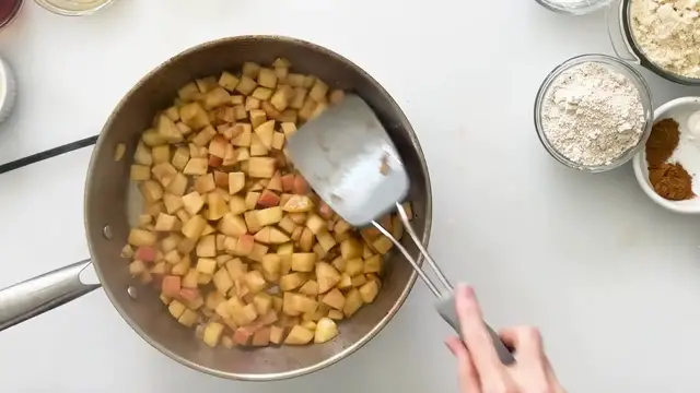 'Video thumbnail for BEST Gluten Free Apple Fritters Recipe in Air Fryer (720p 30fps)'