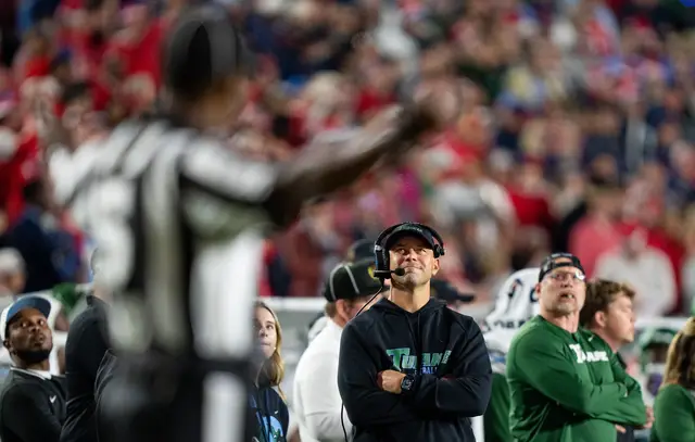 Video thumbnail for Should the Group of Five Be Eligible For the College Football Playoff?