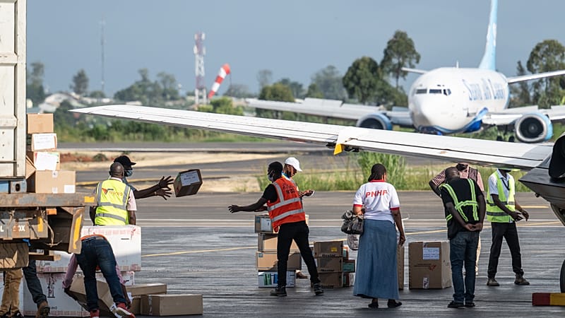 Video thumbnail for WHO emergency supplies arrive in Bunia as Ebola death toll reaches 136