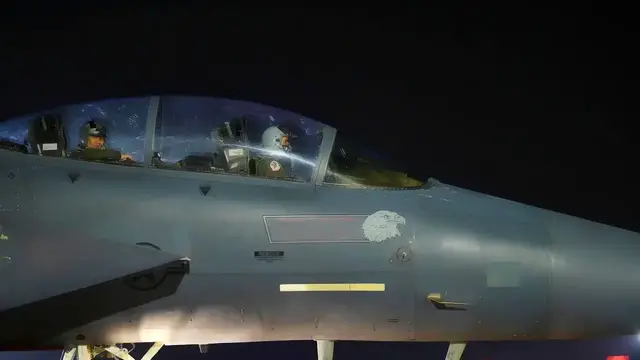 'Video thumbnail for Night Ops RAF Lakenheath • F-15 Eagles & Strike Eagles'