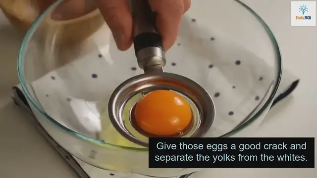 Video thumbnail for Fluffy Japanese Pancake Recipe: 2 Eggs Transformation