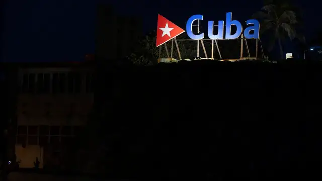 Video thumbnail for Millions without power in Cuba as electrical grid collapses again