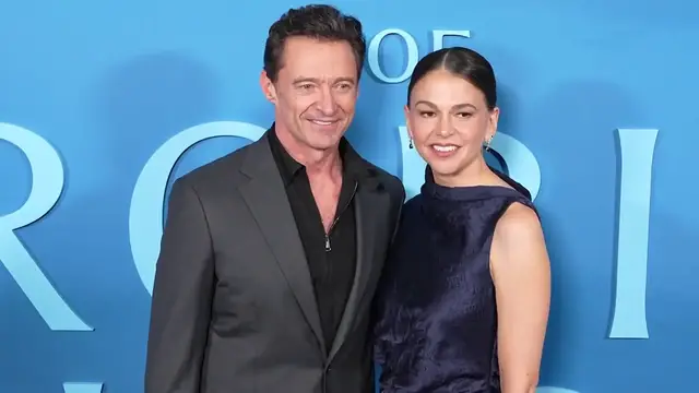Video thumbnail for Hugh Jackman, Jodie Comer, Bill Skarsgård and more attend 'The Death Of Robin Hood' premiere