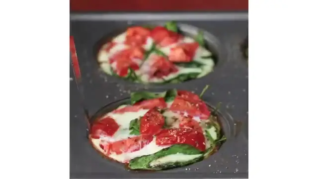 Video thumbnail for 8 Quick And Healthy Breakfast Recipes • Tasty(720P HD)