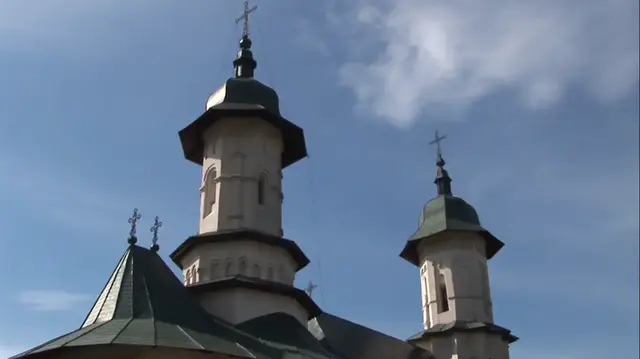 Video thumbnail for Voronet Monastery - Romania
