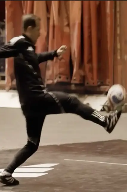 Video thumbnail for Highest altitude football dropped and controlled  40.08 metres (131 ft 5.9 in) by Philip Warren Gertsson