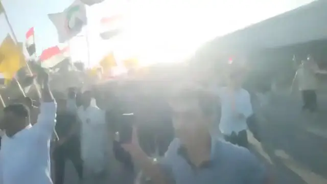 Video thumbnail for Iraq: Protests Erupt Over Iran Flight Ban in Iraqi Najaf.
