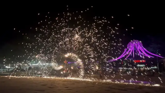 'Video thumbnail for White Beach, Koh Chang, Thailand - Fire Show'