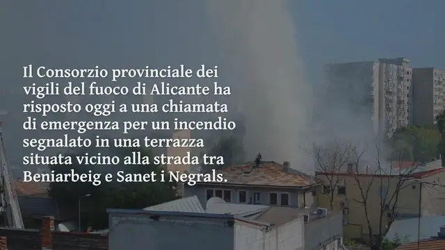 'Video thumbnail for I vigili del fuoco hanno spento una terrazza in fiamme all'uscita di Beniarbeig:'