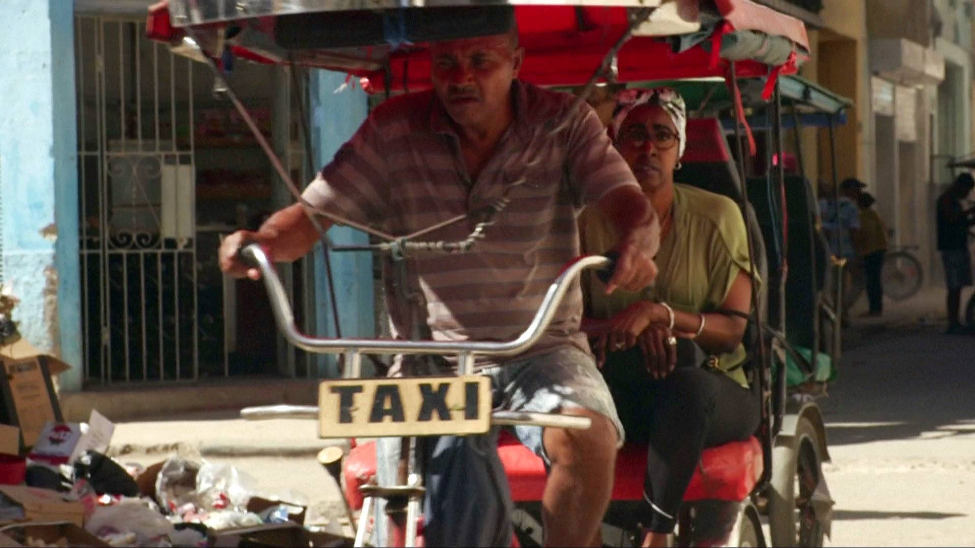 Video thumbnail for Cuba's fuel crisis forces shift to electric tricycles and bicycle taxis