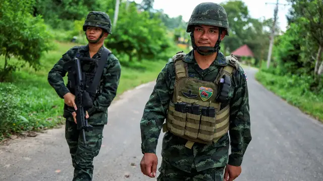 'Video thumbnail for Thailand suspends Cambodia peace deal after landmine blast'