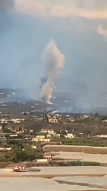 Video thumbnail for Neuer Vulkanschlot auf La Palma - Vulkanausbruch 2021