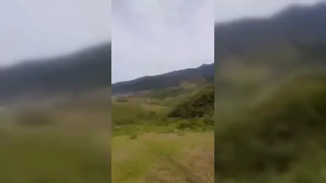 Video thumbnail for Colombia: Heavy Fighting Between Colombian Army and Armed Militias.