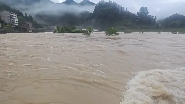 Video thumbnail for China: Rainstorm.