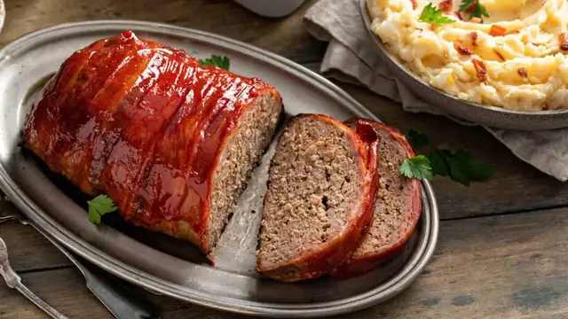 Video thumbnail for Best and Easy Meatloaf Recipes