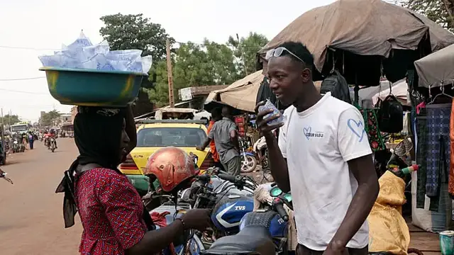 Video thumbnail for Mali: Water returns to Bamako after sabotage disrupts power supply