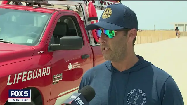 Video thumbnail for Still hiring: Hundreds of summer jobs open across Long Island