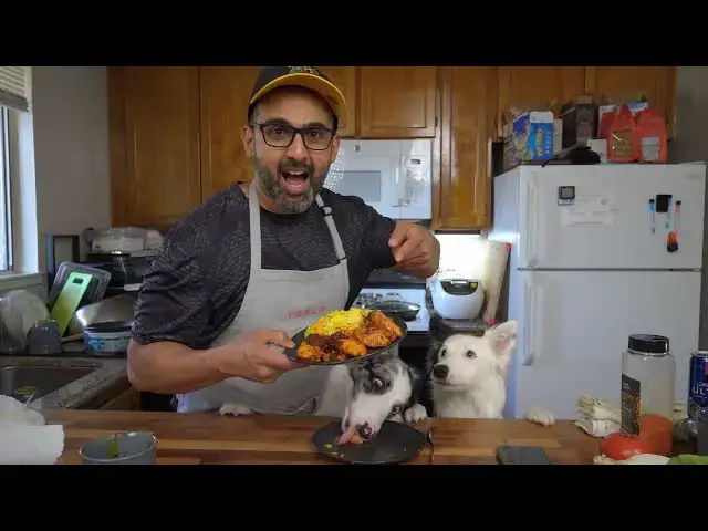 'Video thumbnail for Meals You Can Eat for 10 Years: Part 3 4-ingredient Sriracha kick'