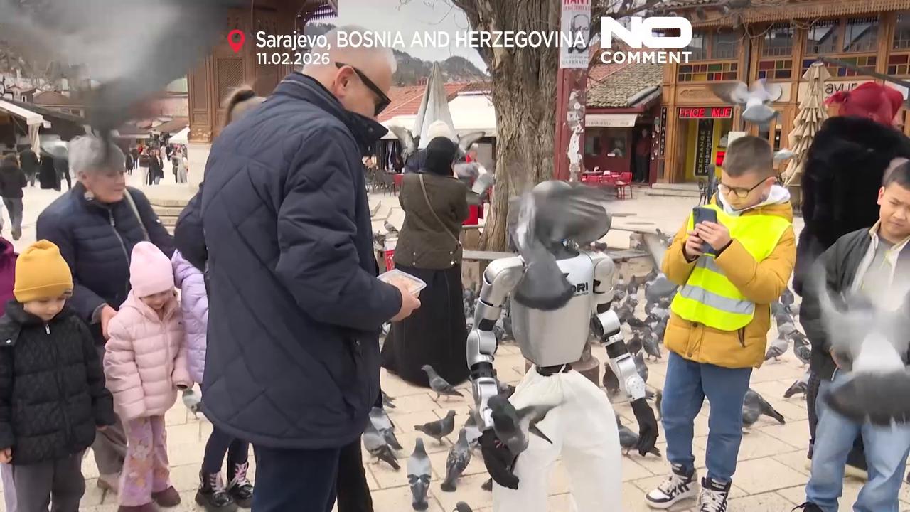 Video thumbnail for Bosnia unveils roby, its first humanoid robot in sarajevo’s streets