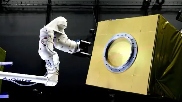 Video thumbnail for Meet the Robot Tackling Earth's Space Junk