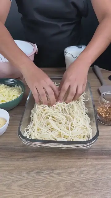 'Video thumbnail for This is the famous Sunday pasta that everyone wants to know the recipe for'
