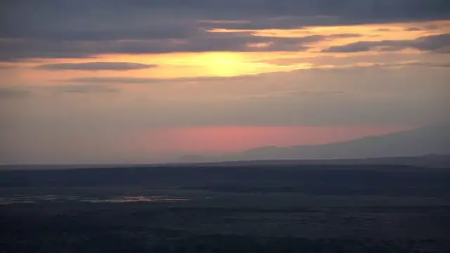 'Video thumbnail for Sunrise at The Rift Valley in Tanzania (NO COMMENTARY)'