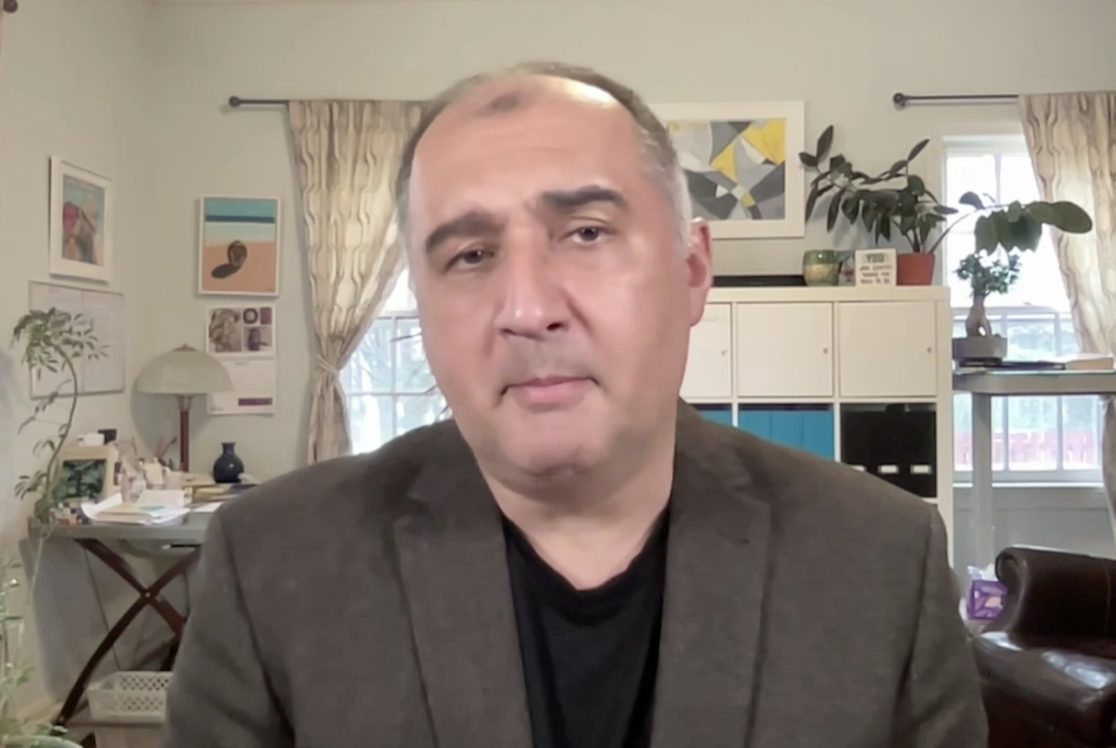 Video thumbnail for ‘Israel targeting Iran’s security forces may aim to encourage uprising’