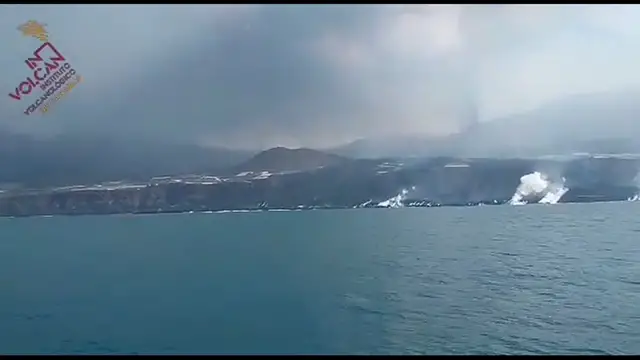 Video thumbnail for 3 Lavaströme erreichen das Meer - Vulkanausbruch La Palma 2021