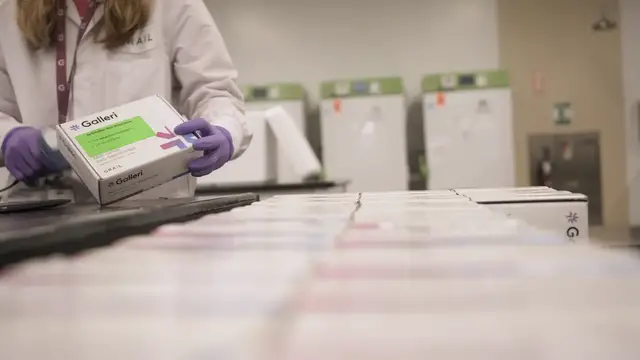 Video thumbnail for FDA panel backs Galleri blood test that screens for more than 50 cancers