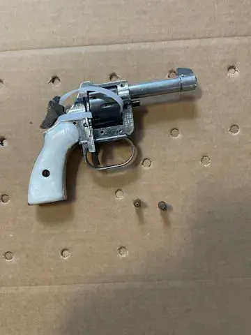 Video thumbnail for Man arrested with loaded gun after impeding traffic in Nassau County