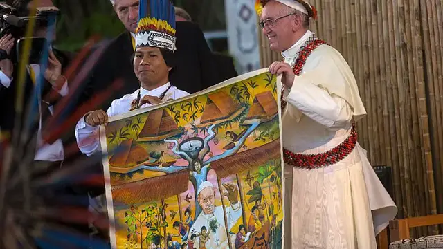 'Video thumbnail for Peruvians remember Pope Francis through photo exhibition in Miraflores'