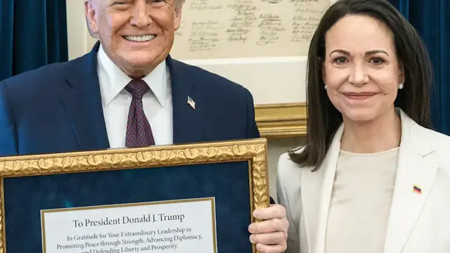 Video thumbnail for Venezuela's opposition leader Machado presents Trump with her Nobel Peace Prize