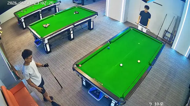 Video thumbnail for Mind-Blowing Billiards Shot Pockets Almost Every Ball in One Go