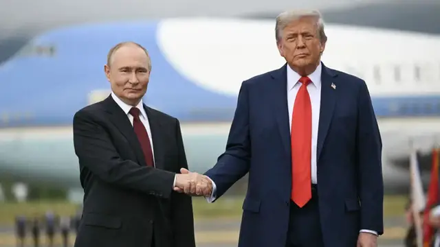 'Video thumbnail for Trump plans Putin-Zelensky meeting while affirming security guarantees'