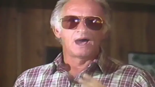 'Video thumbnail for Bob Uecker Gives Pool Cue tips on Episode 3 of The Wacky World of Sports'