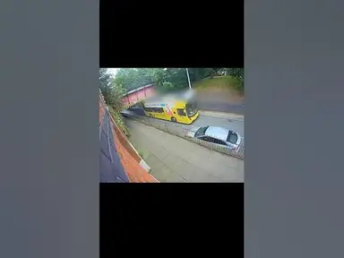 'Video thumbnail for Double-Decker Crash in UK: 20 Injured'