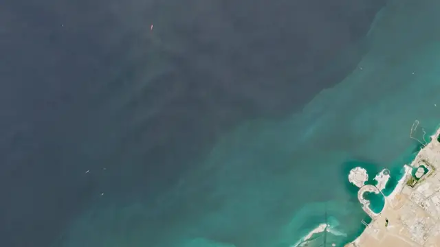 Video thumbnail for Massive oil slick seen weeks after tanker struck off UAE’s coast
