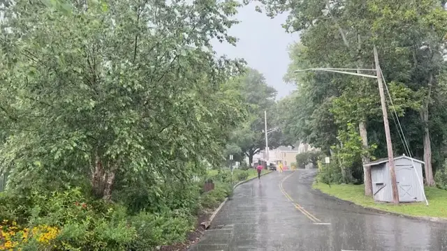 Video thumbnail for Heavy rain leads to power outage, weather-related crash in Rockland County