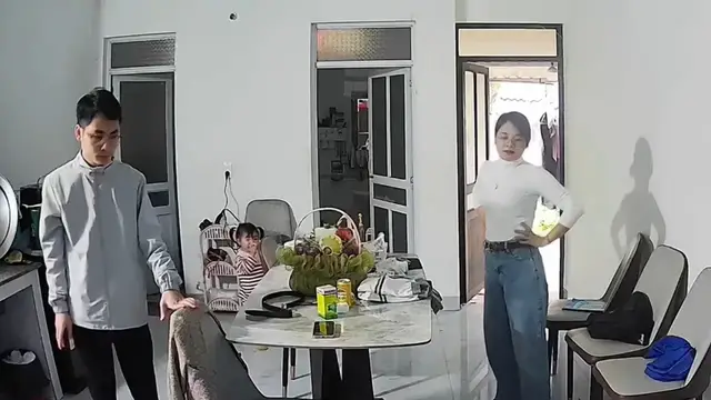 Video thumbnail for Toddler Bumps Head Under Table in Funny Home Moment