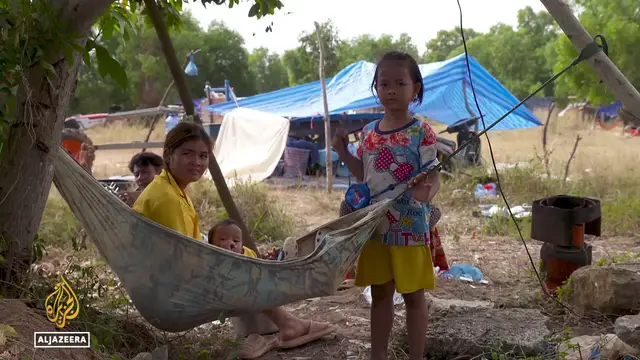 Video thumbnail for Thailand-Cambodia border dispute: Displaced people live in fear as talks continue
