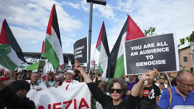'Video thumbnail for UN inquiry says Israel commits genocide in Gaza, Israel denies claim'