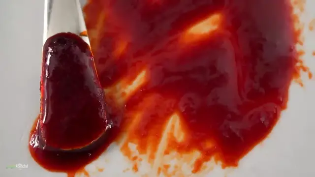 'Video thumbnail for I dry aged steak in the SPICIEST SAUCE in the world and ate it! (640p 24fps)'
