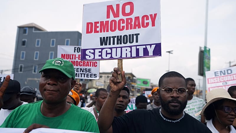 Video thumbnail for Angry Nigerians rally against poverty, insecurity on Democracy Day