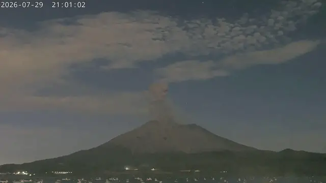 Video thumbnail for Japan: 1,600-Meter Smoke Plume Rises As Sakurajima Explodes In Powerful Eruption.
