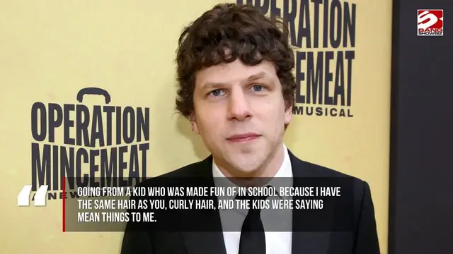 Video thumbnail for Jesse Eisenberg used to have a 'negative opinion about acting'.